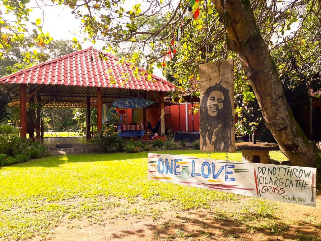 Casa Ballena Eco Hostel Uvita Exterior photo